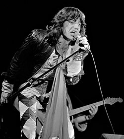 Rolling Stones concert in Zuiderpark te Den Haag, Mick Jagger in aktie
*29 mei 1976